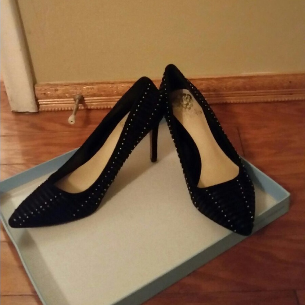 Brand new Vince Camuto heels